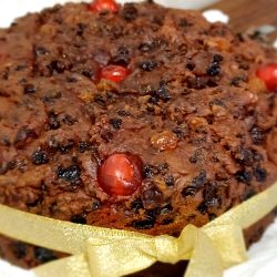 Easy Fruitcake Recipe the whole family will love.