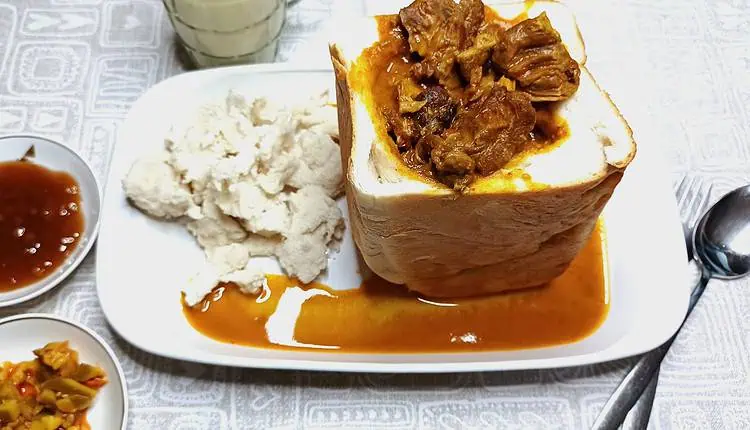 Lamb Curry Bunny Chow Recipe made easy.