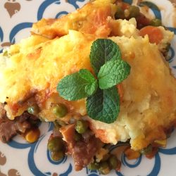 Shepherd's Pie with Tender lamb and vegetables